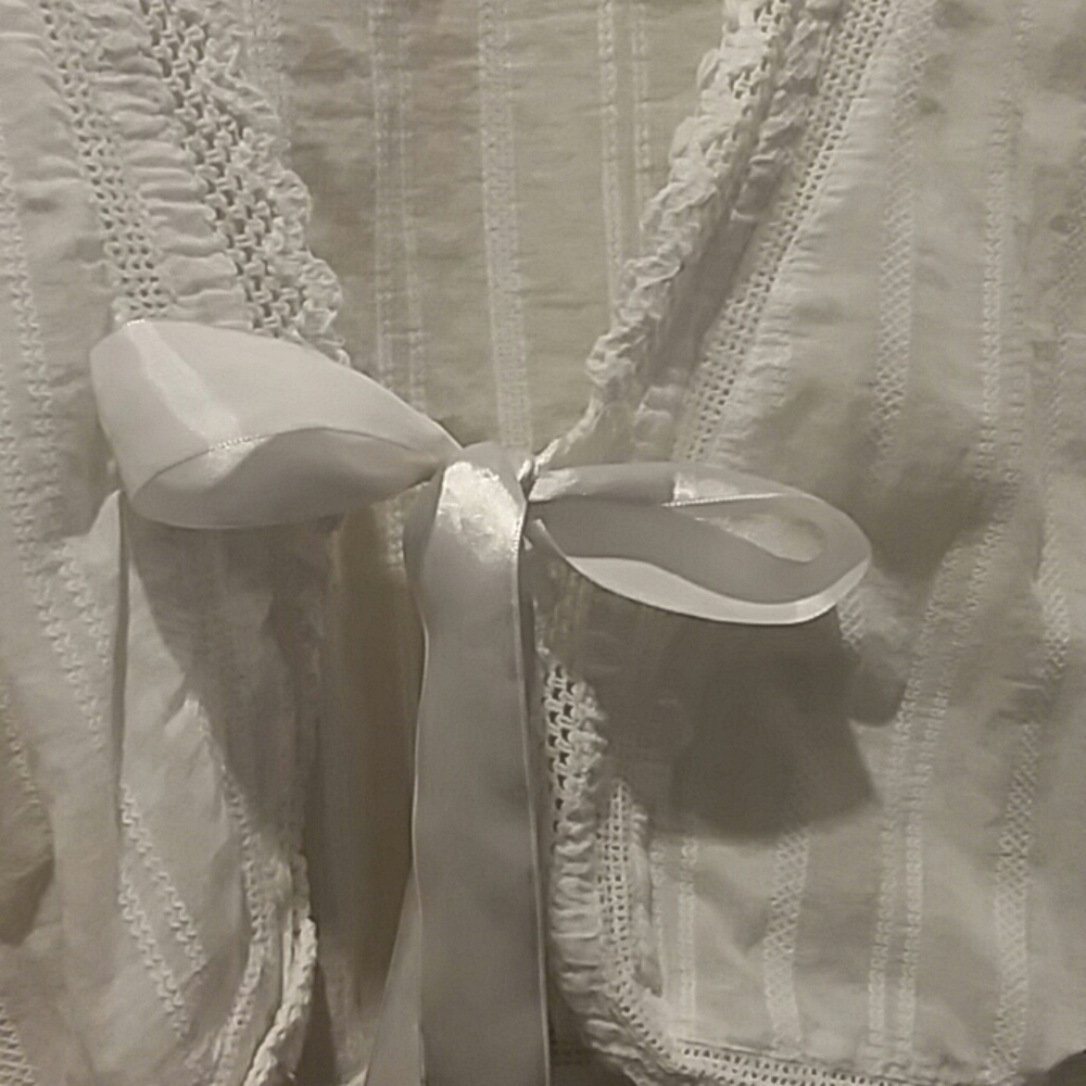 Top - Picture 3 of 4